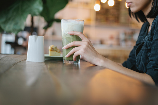 Is matcha gezond? Deze vrouw denkt van wel